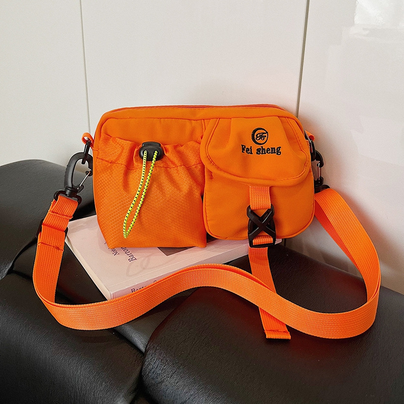 Nylon sportska torba za rame, lagana, vodootporna, unisex, gradski minimalistički stil, jesen 2025