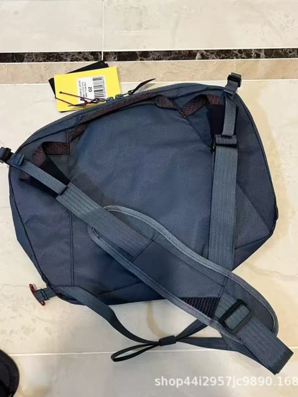 Sportska torba preko ramena za aktivnosti na otvorenom i putovanja – najlon, prozračna, ultralagana, unisex, gradski minimalistički stil
