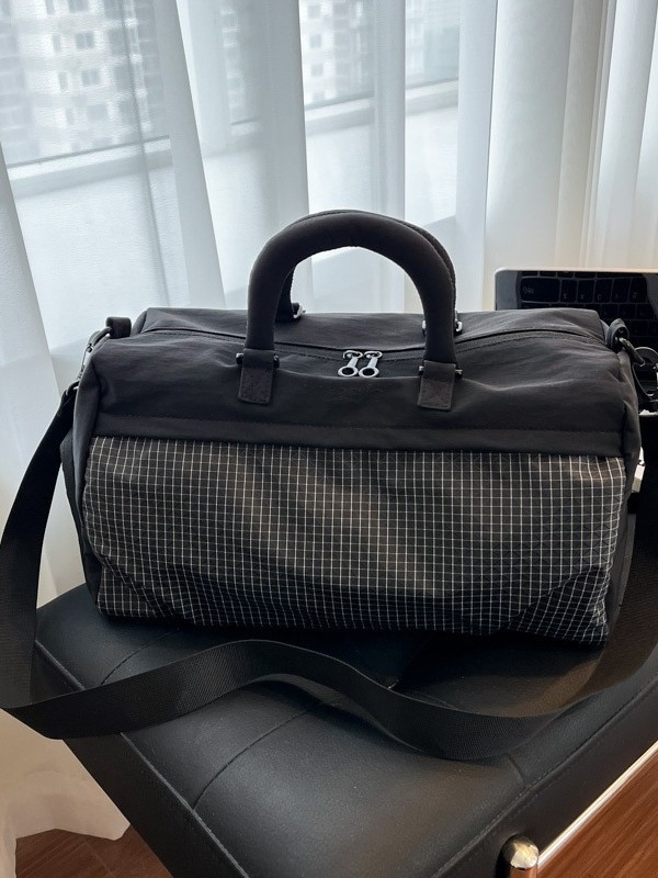 Geantă de călătorie cu capacitate 20–35 L, material Oxford, separare uscat-umed, respirabilă și foarte ușoară, unisex pentru călătorii relaxate