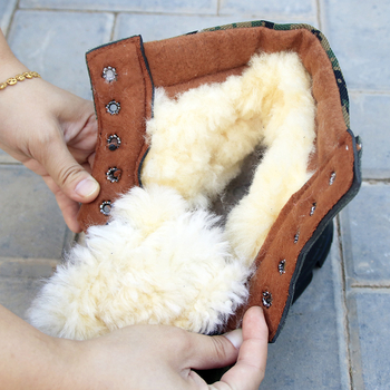 Zimske čizme za snijeg - gornji dio od teleće kože, podstavljena vunom, neklizajuća gumena potplat, peta 3-5 cm, za odrasle