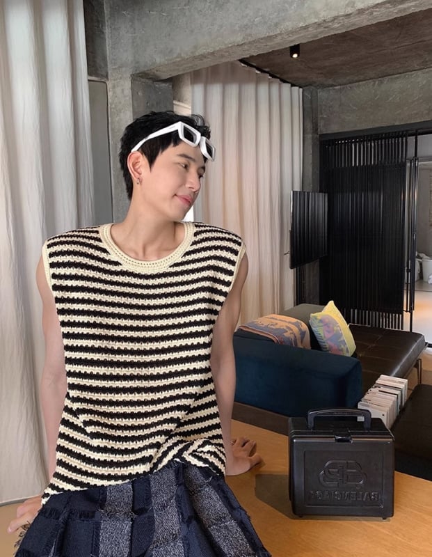 Harajuku stil prugasta pletena vesta bez rukava, slobodan kroj, vunena smjesa 76-80%