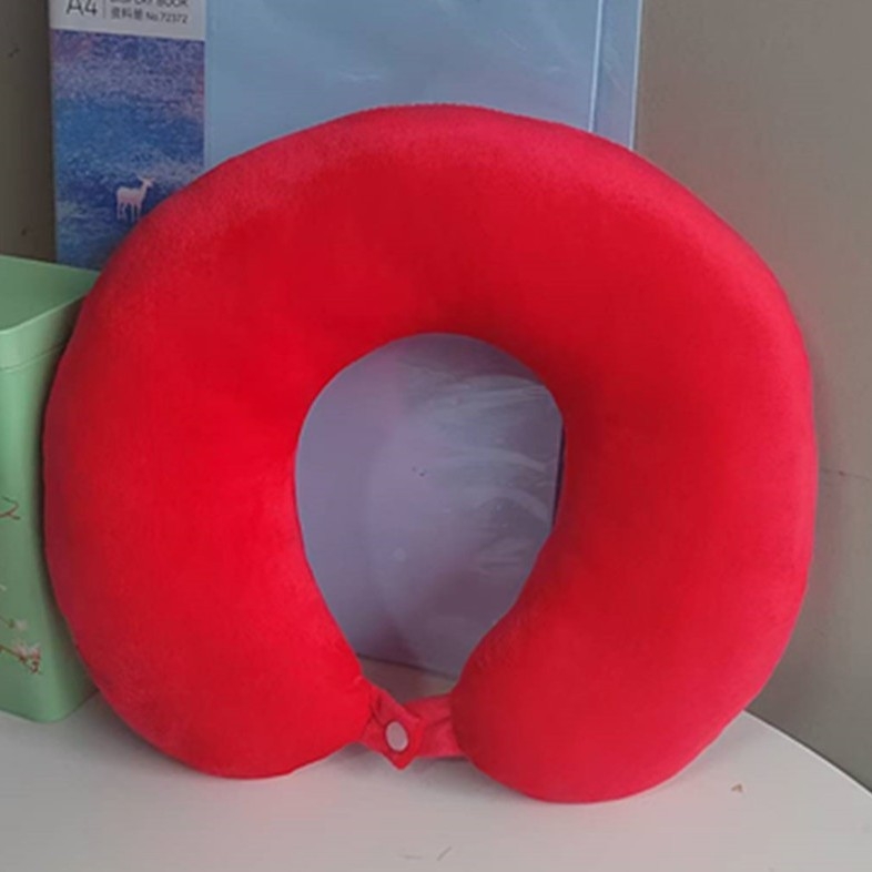 U-oblikovani jastuk za vrat s memorijskom pjenom i PP pamukom, tkanina kristalni velur, putnički jastuk za odrasle
