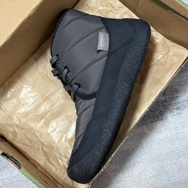 Unisex snježne čizme, visok gornji dio, unutarnja fleece obloga, vanjski materijal pamuk, potplat od gume, otpornost na habanje, niska peta 1–3 cm, zimsk model