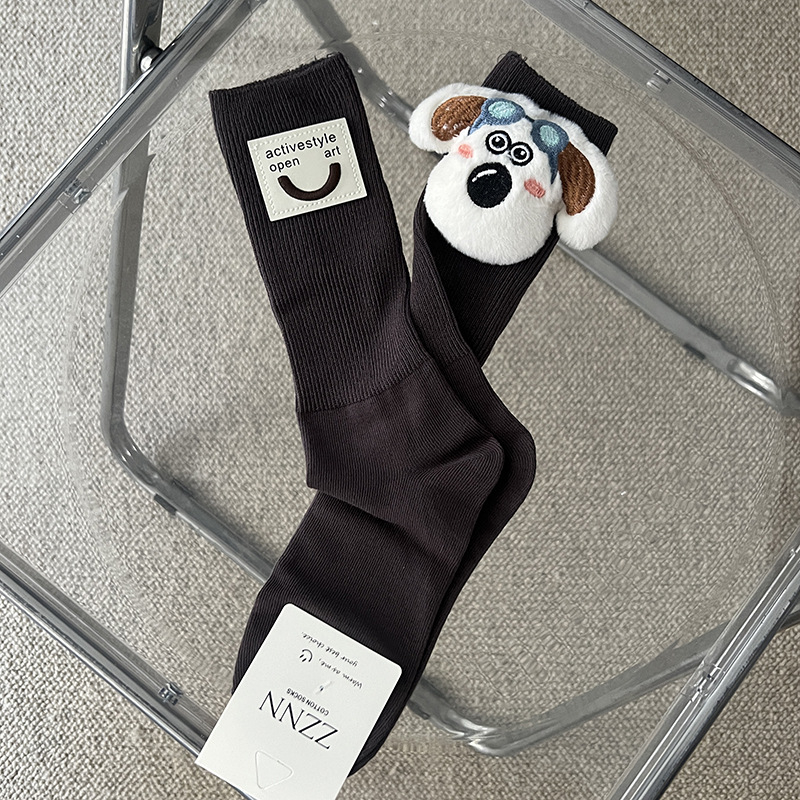 Памучни чорапи със средна дължина, абсорбират пот, съдържание на памук 70–80%, пускане през есента на 2024 г.