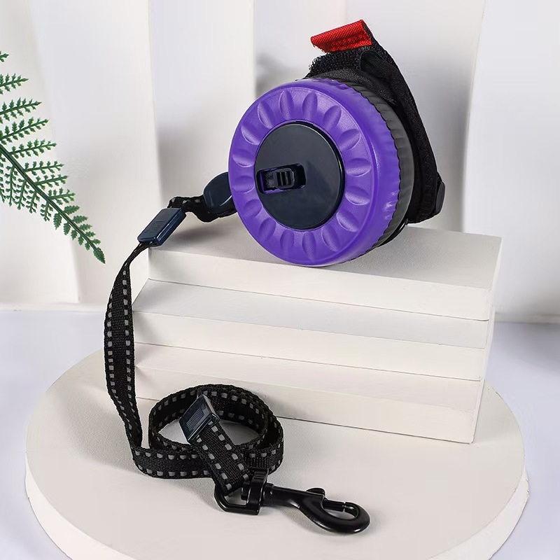 Xinmeilong Lesă de mână pentru animale de companie – Lesă automată retractabilă pentru pisici, din plastic