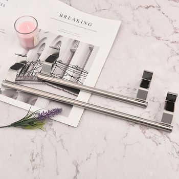 Suport pentru prosoape din oțel inoxidabil 430, cu un singur braț, montaj fără găuri, pe ușă/dulap, finisaj vopsit, încărcare 50 kg, 1 nivel