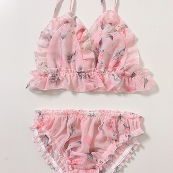 Set grudnjaka s trokutastim košaricama, tanko oblikovani košarice, prozračan materijal od chiffona, fiksni dvostruki remeni