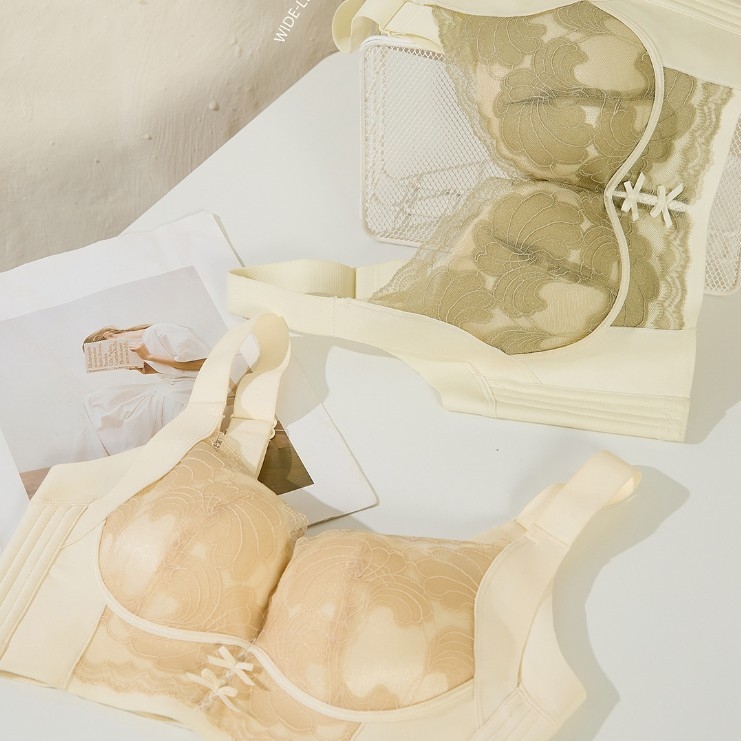 Čipkasti grudnjak s košaricama 3/4, nylonske oblikovane košarice, stražnje petredno kopčanje, bočna podrška