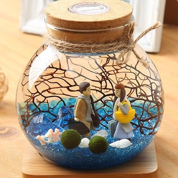 Staklena vaza s osvjetljenjem – visoko borosilikatno staklo, ručno puzano staklo, geometrijski dizajn, zatvoreni spremnik s plutenim čepom