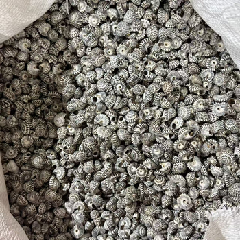 Šešir od slame sa školjkom – Ocean Love, prirodno ručno izrađeno, mediteranski stil, poklon za posao