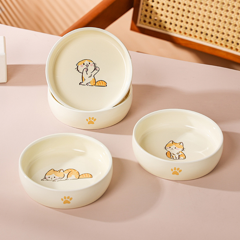 Bol ceramic pentru pisica, destinat hranei pentru animale