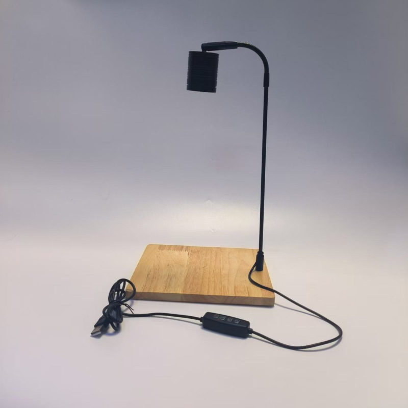 LED ploča svjetla s USB tajmingom i podešavanjem svjetline, podesivim kutem za pejzažno osvjetljenje i rast biljaka (5W, aluminijska legura, 1 kg)