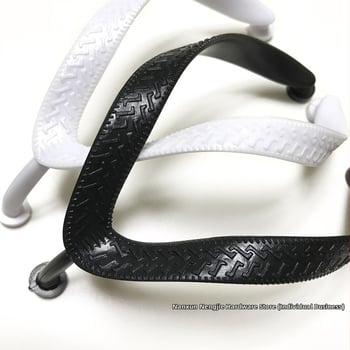 Muške sandale s plastičnim gornjim dijelom i trostrukim remenom