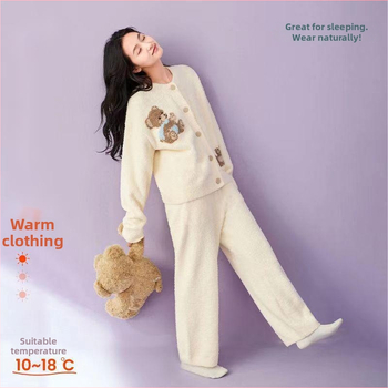 Ženski set kućne odjeće – dizajn medvjeda, polu-velur, 100% poliester, debeo, 251–300 g/m², okrugli ovratnik, dugi rukavi