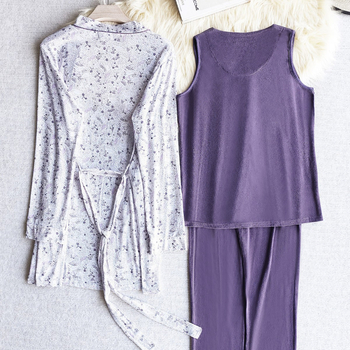 Set de pijamă pentru femei, trei piese, plus size, dantelă, decolteu în V, pulover cu mâneci lungi, pantaloni lungi; material: poliester-bumbac; compoziție 90–95% poliester