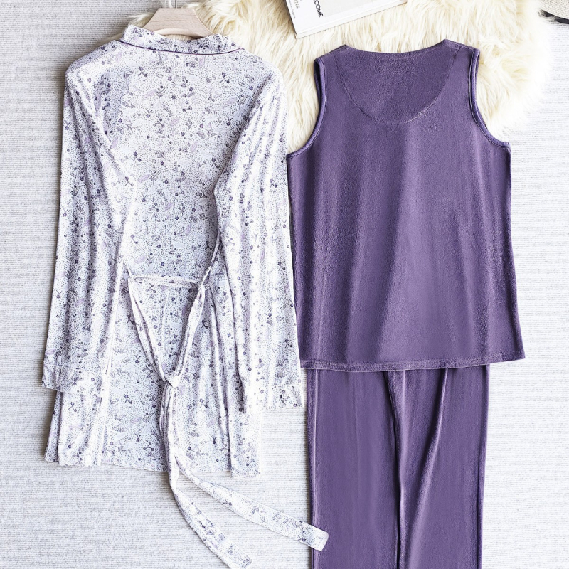 Set de pijamă pentru femei, trei piese, plus size, dantelă, decolteu în V, pulover cu mâneci lungi, pantaloni lungi; material: poliester-bumbac; compoziție 90–95% poliester