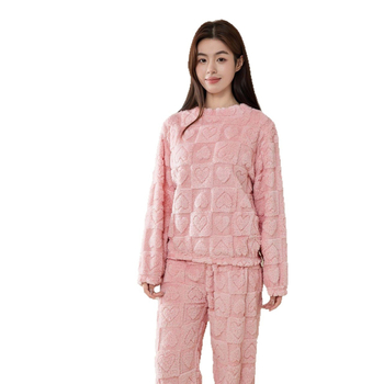Pidžama set od coral fleeca, 70–80% poliestera, okrugli vrat, dugi rukavi, dugi hlače