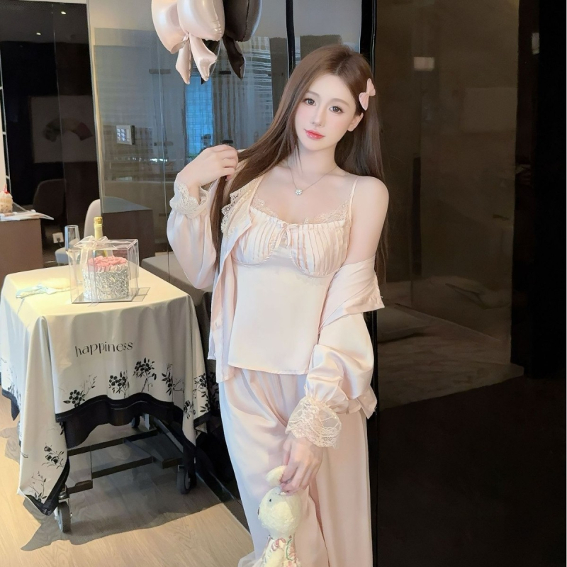 Ženski trodjelni pijama set od Ice Silk — top s okruglim izrezom, dugi rukavi, hlače; Ice Silk, 90–95% poliester