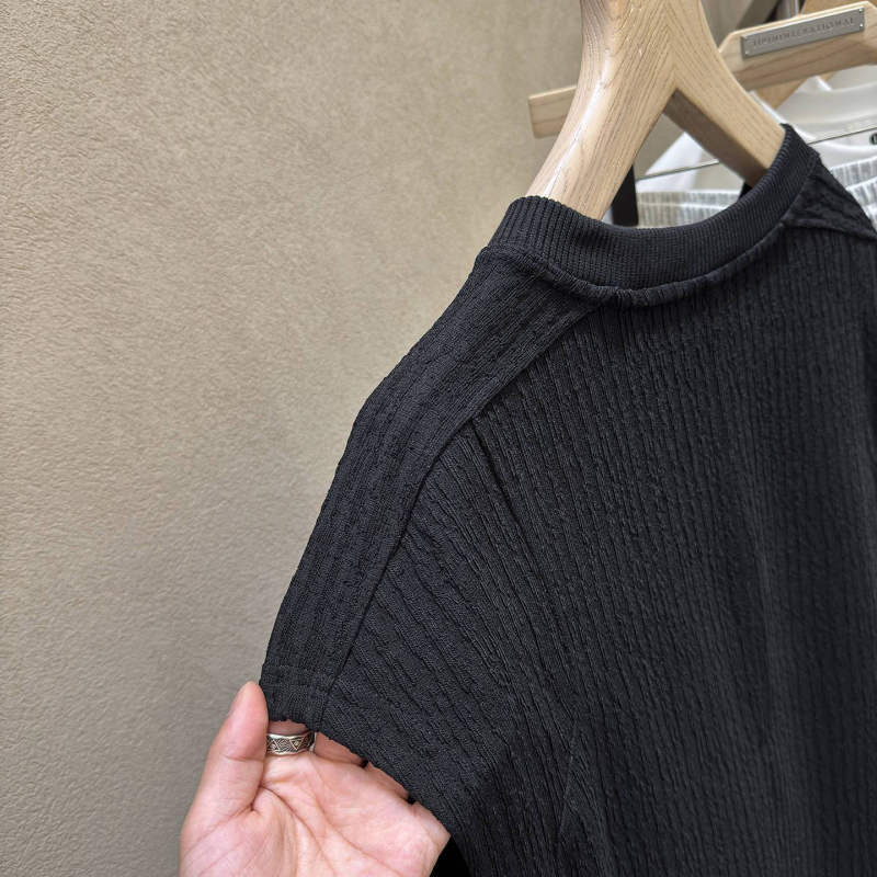 Vesta tricotată pentru bărbați, fără mâneci, cu dublă textură - croială lejeră, bumbac 48,5%, vară 2025, stil sport