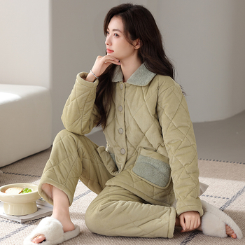 Ženske pidžame od corduroya, trostruko quilted – debele, ekstra debele 401-500 g/m2, ovratnik s reverom, dugi rukavi