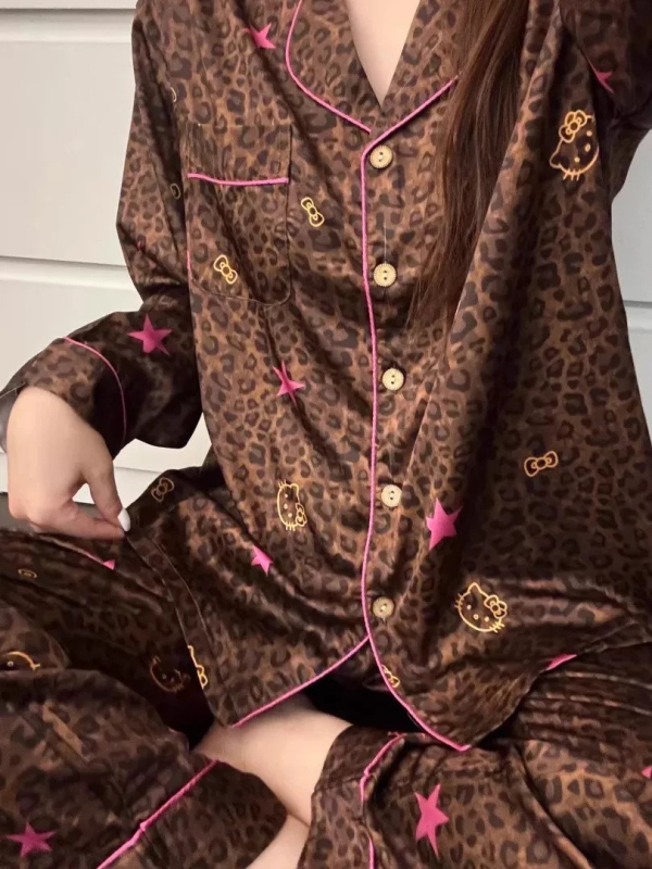 Ženski pidžama set s leopard printom i patchwork zvijezdama, Cloud Cotton, srednja gustoća, dugi rukav, rever s ovratnikom, hlače, kućno udobno nošenje za proljeće i jesen