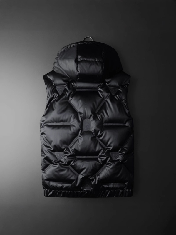 Muški down vest s kapuljačom, punjenje od bijelog patka downa 150–200 g, vanjski poliester i podstava, zatvarač, zimska casual odjeća