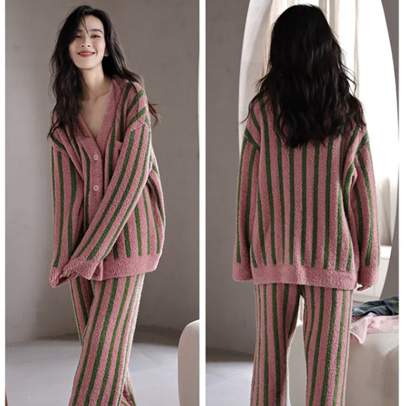 Dva dijela set pidžame: kardigan i hlače od pliš velura, gust materijal, V-izrez, dugi rukavi, minimalistička udobna kućna odjeća za jesen-zimu