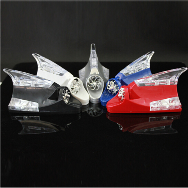 LED покривно светло за автомобил с антена акула‑фин – Solitary Snake, 1W, универсален модел