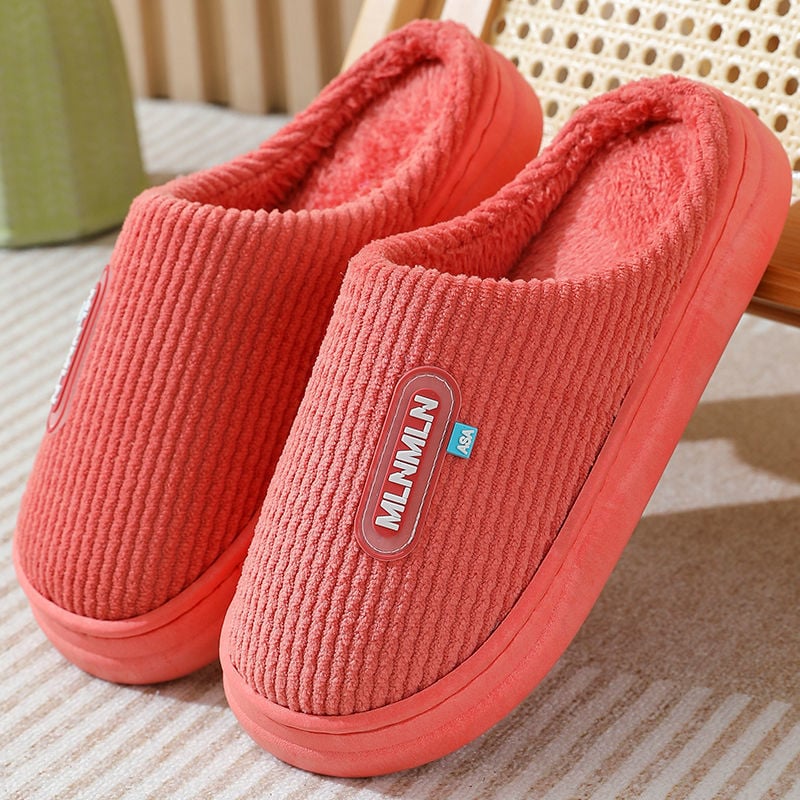 Uniszex téli papucs plüssből, vastag talppal, puha meleg bélés és csúszásmentes PVC talp otthonra és irodába