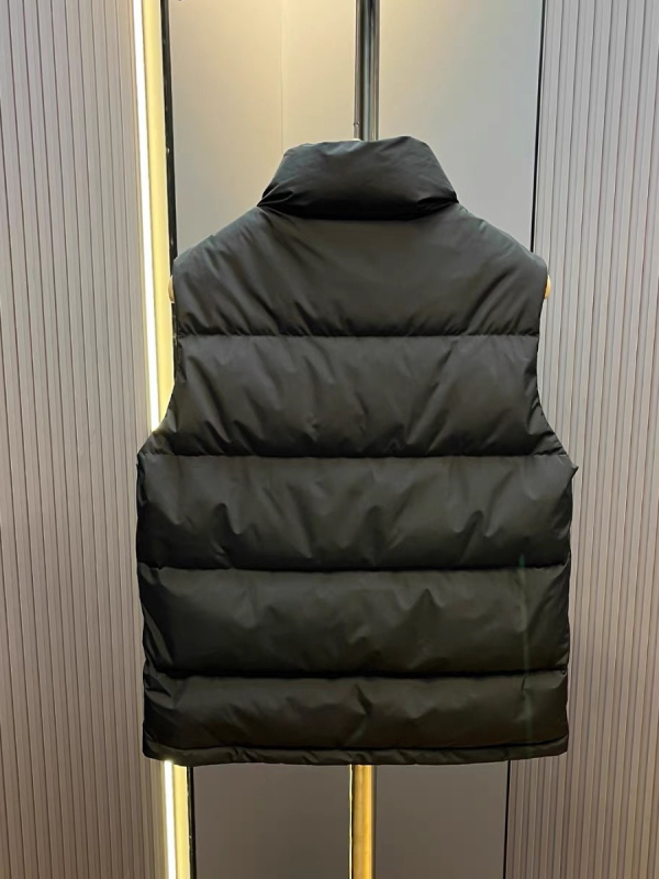 Down vesta s corduroy materijalom, labav kroj, zatvarač, 100% bijeli patka perje, punjenje 100–150 g