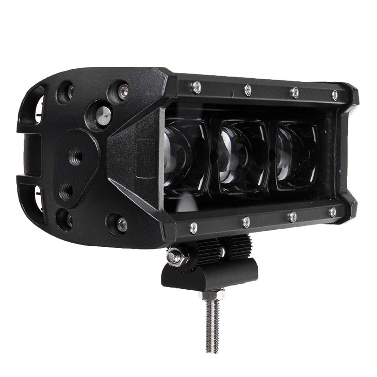 LED trak za vozila, 3 LED, 30W, 10-30V, 6000K, vijek trajanja 30.000 sati