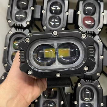 Automobilski LED reflektor - visoke snage, kućište od aluminijske legure, krovni nosač, univerzalna kompatibilnost, 10-30V