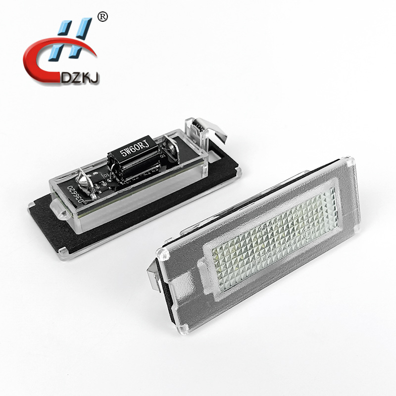 LED svjetlo za registarsku pločicu Fiat Ducato, Peugeot Boxer, Citroën Jumper, Lancia — LED 18SMD 3016, 12V, 3W, 6500–7000K, vijek trajanja 20000 sati