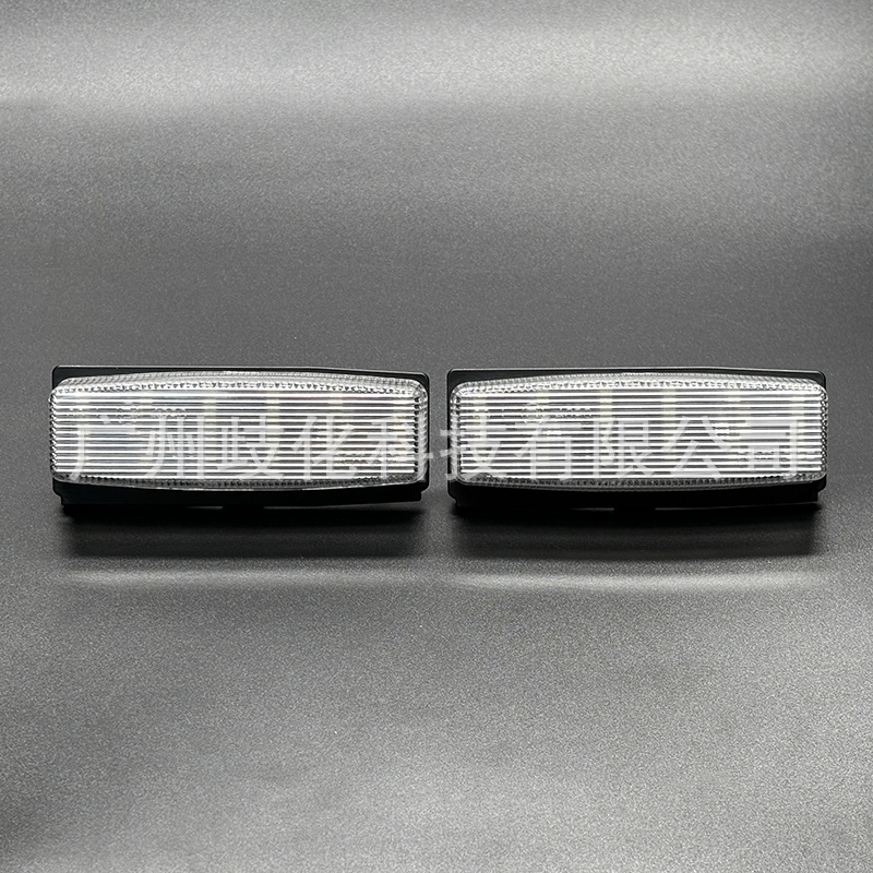 LED svjetlo za registarsku pločicu Mazda Miata MX-5 i Fiat 124 Spider Abarth