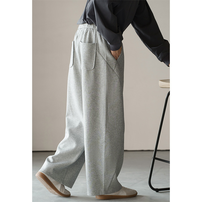 Muške trenirke hlače s debelim pamukom, vertikalnim prugama i slojem zraka, elastičan pojas, straight kroj, zima 2025, 36,4% pamuk / 57,4% poliester / 6,2% spandex