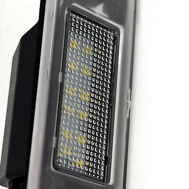 LED svjetlo registarske pločice za Nissan Serena C27 (2016-2018) – 12V, 3W, 6000K, 50.000 h