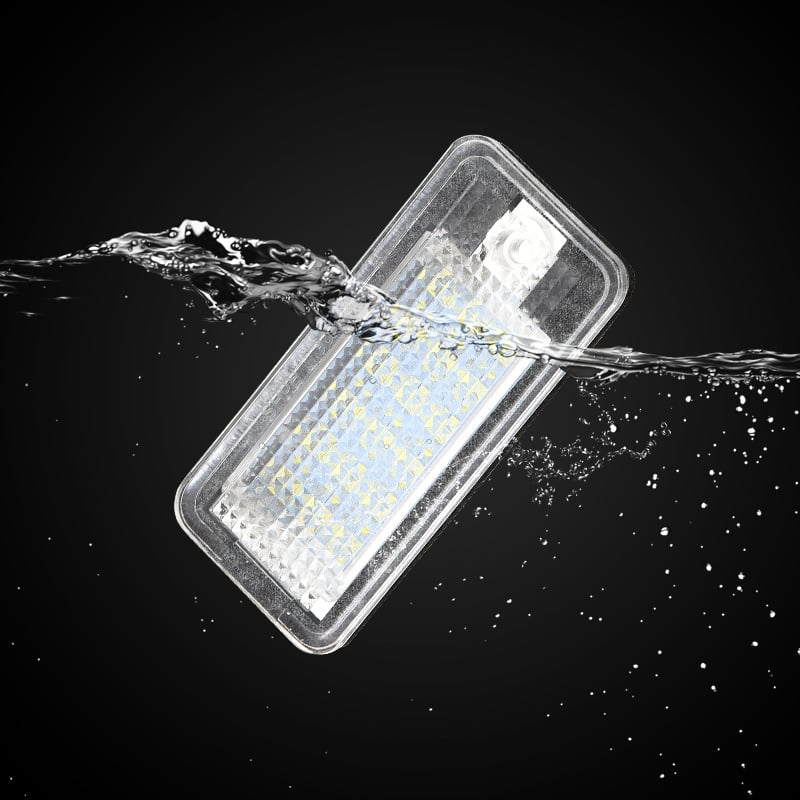 Lumină LED pentru plăcuța de înmatriculare pentru Audi A3/S3/A4/S4/A6/C6/A8/S8/Q7 – Dragon propeller, 12V, 3W, 50.000h, 6500K