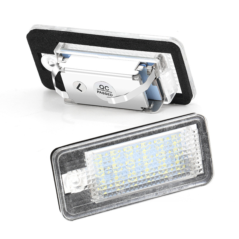 Lumină LED pentru plăcuța de înmatriculare pentru Audi A3/S3/A4/S4/A6/C6/A8/S8/Q7 – Dragon propeller, 12V, 3W, 50.000h, 6500K