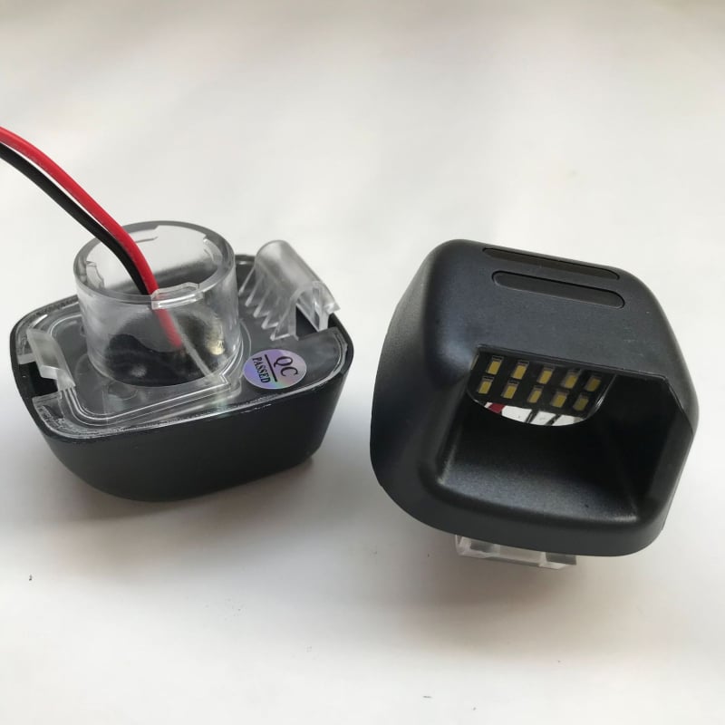 LED svjetlo za registarsku pločicu za Nissan Navara D40 Frontier, LED 3014, 6500K, 12–24V, 2W, 50.000 sati