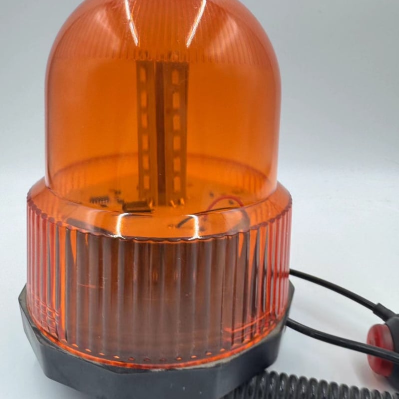 LED výstražné svetlo s otáčajúcim stroboskopom, 12-24V, 40W, 5000 lm, montáž na strope, model Yk-k303-40, vhodné pre školské autobusy, policajné auto, nákladné auto