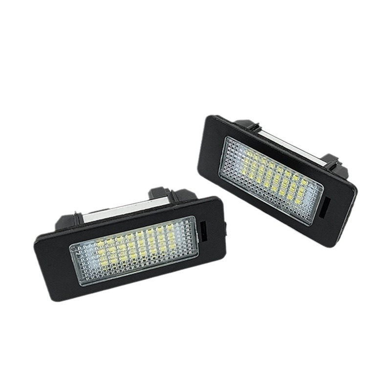 BMW LED svjetlo za pločicu s natpisom za serije 1/3/5 (E88/E90/E92/E93/E39) – 12V, 2.8W, ABS plast, montaža u prtljažnik uz klipsno pričvršćivanje