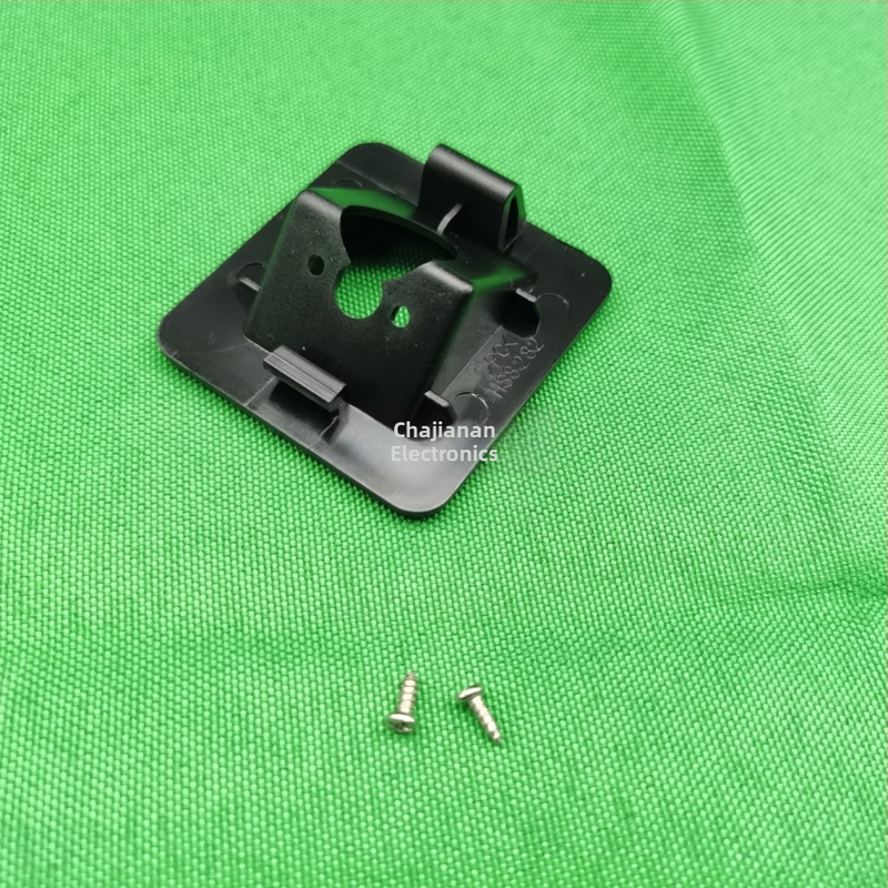 Kia K3 hátsó kamera tartó keret telepítéshez sapkával (Modell: Special license plate light; Kompatibilis: Kia K3 külföldi verzió; Feszültség: 12V)