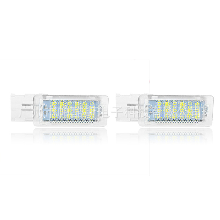 LED rasvjeta za prostor ispod nogu u automobilu za VW Beetle, Bora, FOX, Polo, Passat B5/B6/CC — 12V, 3W, SMD LED, 6500K
