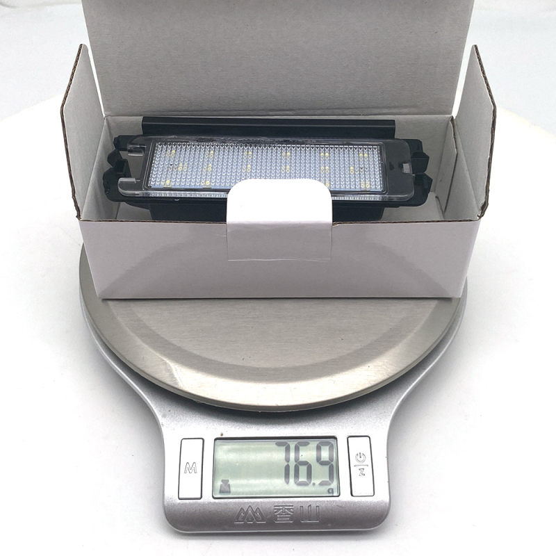 LED stražnja svjetiljka za registarsku pločicu Ellachi, LED izvor sa ABS kućištem, 12V, 1.92W, vijek trajanja 50.000 h, kompatibilno s Dacia Sendero II