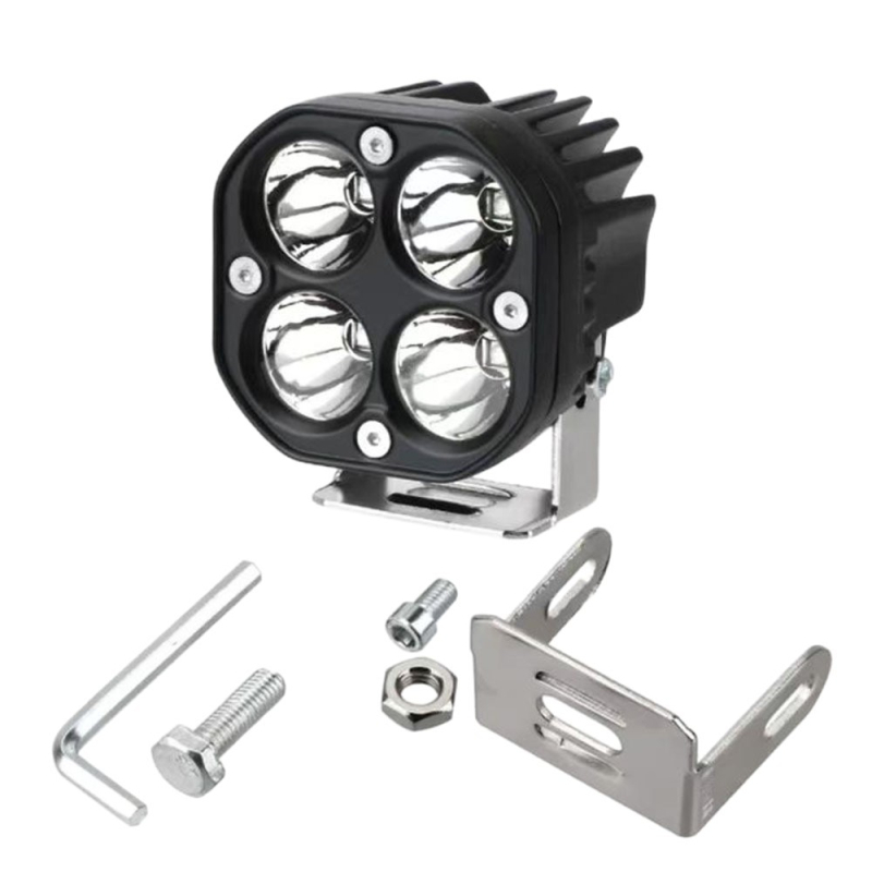 Motociklističko LED dnevno svjetlo – aluminijsko kućište, IP67, DC12-32V, 18W, dizajn četiri lista djeteline