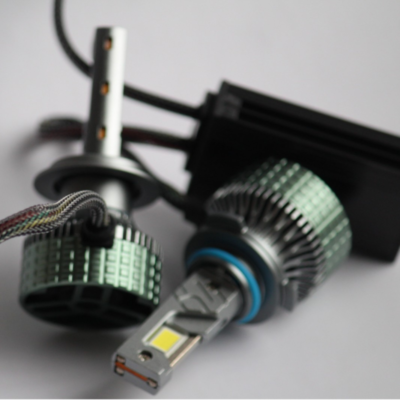 LED automobilske farove s tri bakrene cijevi, CSP8050, 12V, 260W/set, IP68, vijek trajanja 50000h