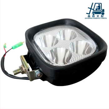 Far LED pentru stivuitor — putere înaltă, tensiune universală 12V-24V-48V, model 1–10t, Nr. piesă 02-000-090