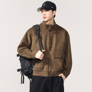 Muška suede jakna sa stojećim ovratnikom, slobodan kroj, zatvaranje na zip i džepovi s patch džepovima