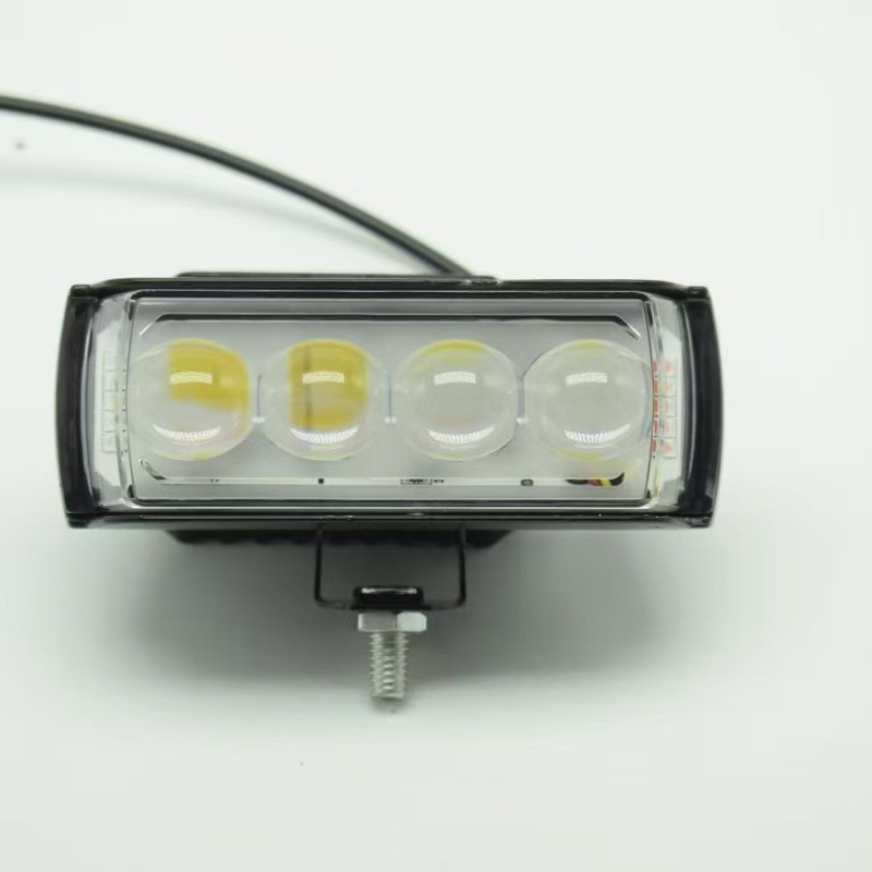 Trostrani LED reflektor za vozila, 12V 20W, 6000 lm, IP67, kućište od aluminijske legure i PC