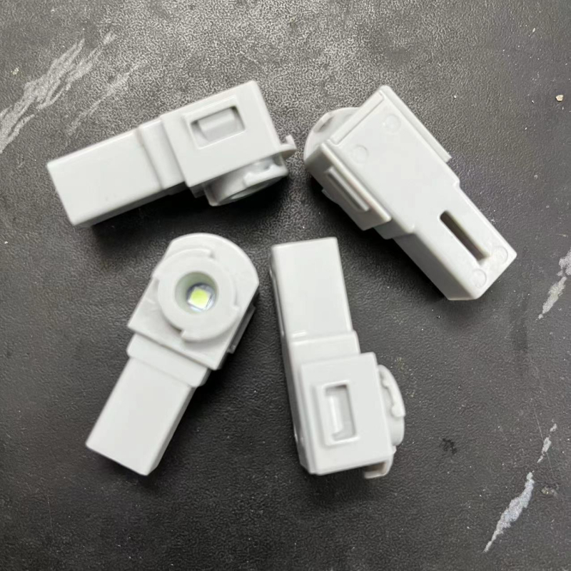 Honda LED svjetlo za prostor ispod nogu — model A001, 12V DC, 0.26W, PC kućište